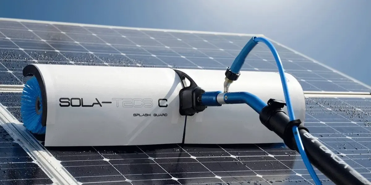 SOLA-TECS C c1000 brush roller and splash guard, the German-made solar panel cleaning equipment we use